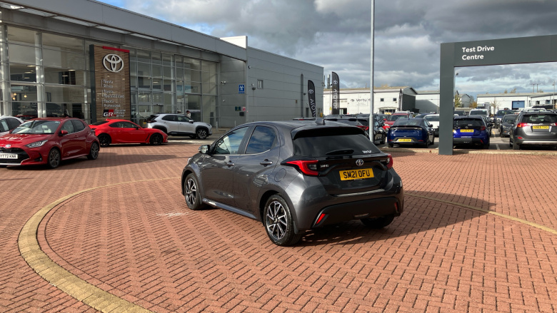 Toyota Yaris 1.5 Hybrid Design 5dr CVT Hybrid Hatchback